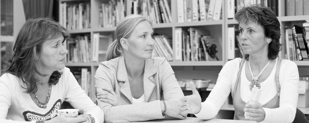 Lezen is een spelletje Tim Wals in groep 6 van De Stap in Landsmeer gaat tijdens het ochtendlezen samen met een klasgenootje mee met Hester, klassenassistent in opleiding.