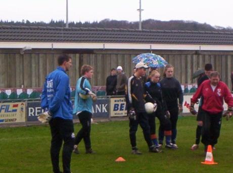 DVD Presentatie Goalkeeping ABC 5 April 2008, Met medewerking van Gabor Babos (NEC) Op zaterdag 5 april was er een DVD presentatie en Clinic voor jeugdkeepers georganiseerd door Goalkeeping ABC van