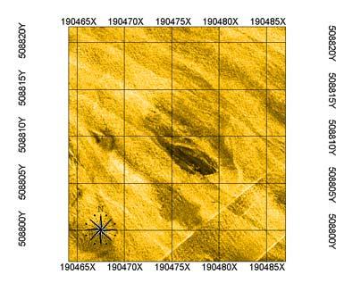 Omdat tijdens de uitwerking van de boringen in boring 11 hout werd gevonden is deze locatie opnieuw opgenomen met side scan sonar (locatie 7).