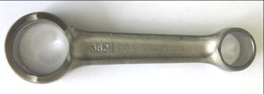 4.27 / Drijfstang Slag: 54,5mm ± 0,1mm Alleen een van beide versies drijfstangen met het code nummer 367 (koperkleurig ) of 362 ( grijs/bruin ) zijn toegestaan (zie afbeelding) De zijkanten