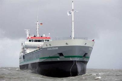 Opdrachten 1. Op zee wordt een olievlek aangetroffen. Men verdenkt een tanker van illegaal olie lozen. Uit de vlek en uit de tanker worden oliemonsters genomen. Hiervan bepaalt men het zwavelgehalte.