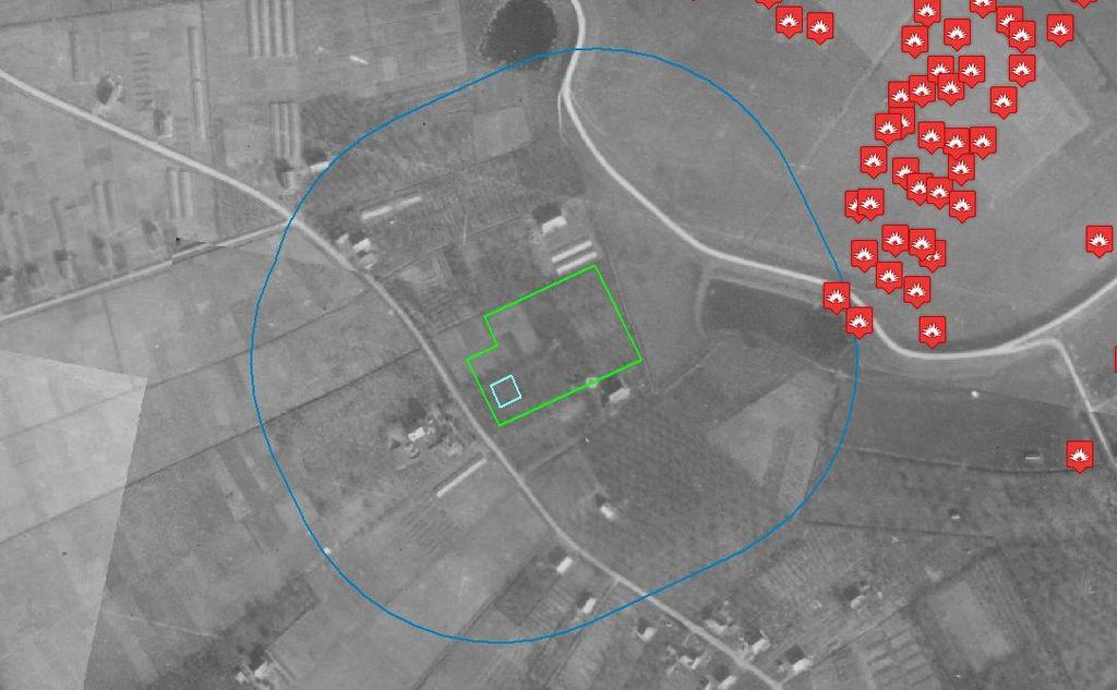 Bombardementen Bij verschillende bombardementen op Angeren op 2 en 5 oktober 1944 werd zware schade aangericht.