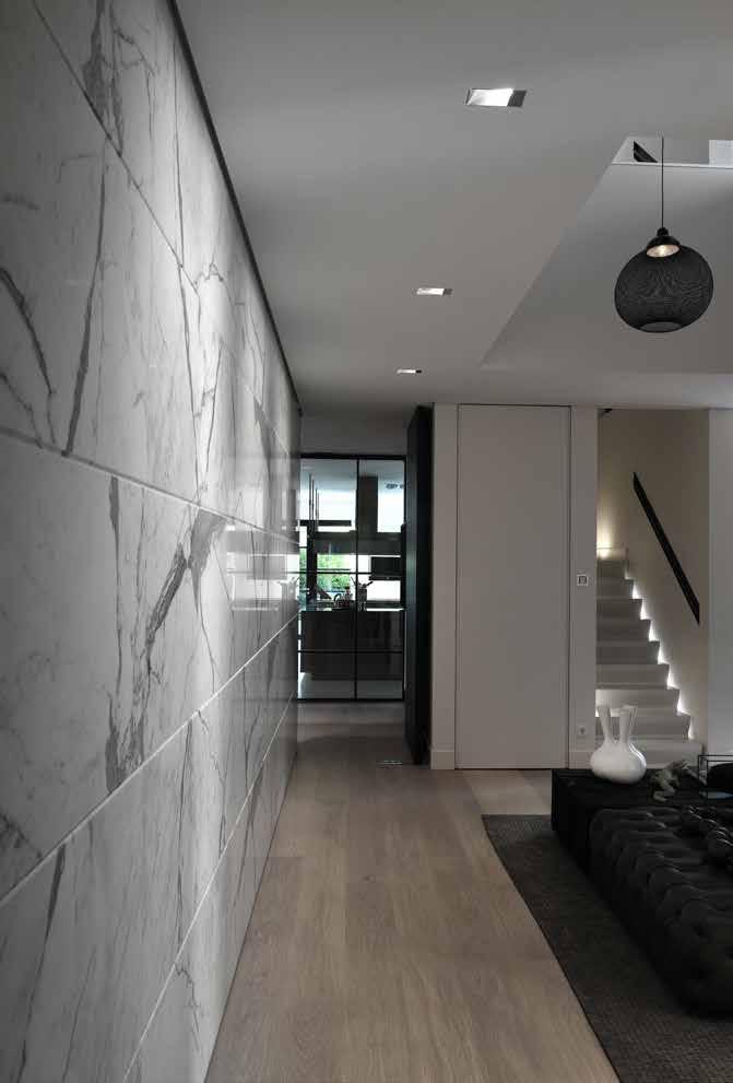Down in-line 76 Project Private residence Architect BOS architecten Location Bilthoven,The Netherlands Photographer Serge Brison white black grey alu t wallwasher wallwasher HAR16 directional
