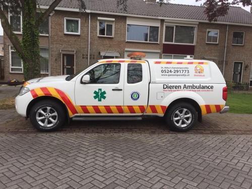 De 4x4 Dierenambulance Omdat wij veel verschillende dierenhulporganisaties steunen zitten daar ook organisaties tussen die niet altijd overal even