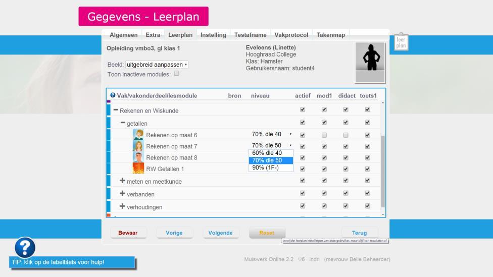 Functie module 1-voor-1 In de kolom mod1 is aan te geven of de modules 1-voor-1 niveau oplopend aan de gebruiker getoond worden.