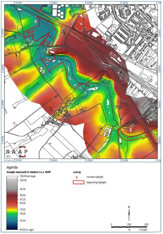 De highlights 3 en 8 (rode lijnen) geprojecteerd op het AHN (bron: Waterschap Roer & Overmaas) In het deelgebied komen volgens de bodemkaart kalkloze poldervaaggronden voor, die zijn opgebouwd uit