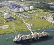 TOTAL is de vierde petroleum- en gasgroep wereldwijd. Haar activiteiten omvatten de volledige petroleumketen: winning en productie van petroleum en gas, trading, transport, raffinage en distributie.