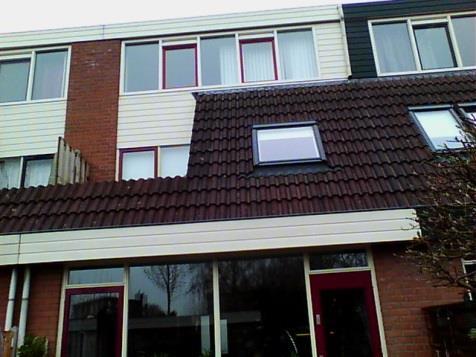 Achterzijde van de woning Op