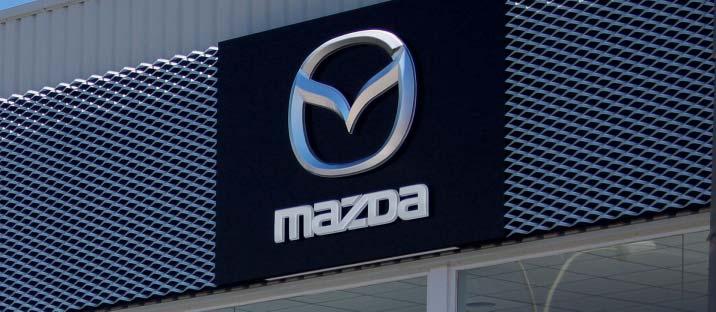 O N Z E I N Z E T V O O R U E N U W M A Z D A MY MAZDA-APP FINANCIERING ERVAAR MAZDA Download de My Mazda-app.