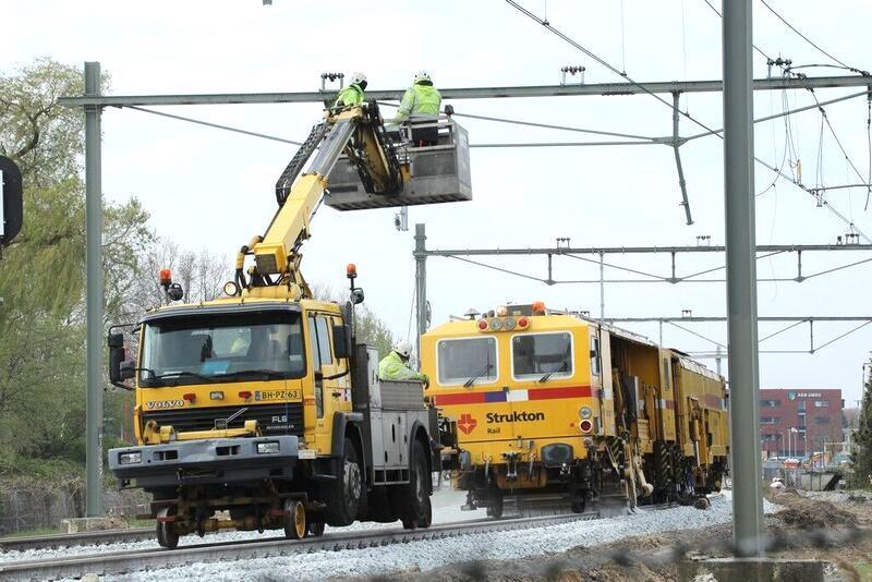 Als gevolg van de werkzaamheden aan de autotunnel, de aanpassing van de sporen en de nieuwe haltering van treinen, zijn de looproutes naar het centrum gewijzigd en voorzien van nieuwe bebording.