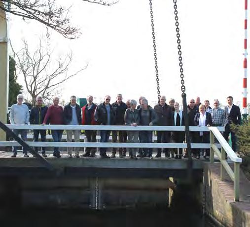 4 Uitgebreidere bediening sluis en brug bij Rustenburg Project NRP Een andere afspraak met het hoogheemraadschap is dat de doordeweekse bediening ook dit jaar weer door de vaste groep vrijwilligers