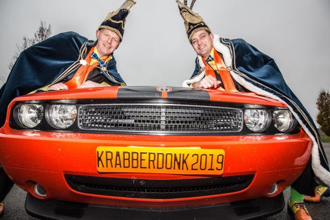 !! Dit jaar mogen wij, Prins Mark van Krabberdonk & Adjudant Jeroen, de scepter zwaaien over dit geweldige dorp met als thema: In Krabberdonk lupt t op rollekus al 50 jaor.