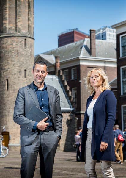 3 I-Interim Rijk In 2019 continueert I-Interim Rijk (IIR) de dienstverlening op het gebied van: I&ICT project- en programmamanagement I&ICT architectuur ICT-trajecten staan zelden op zichzelf.