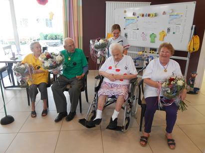 De meest in het oog springende activiteiten van het afgelopen jaar waren Spel zonder grenzen, viering 100-jarigen, de met woe da g alles et, Tour de Zilverlinde, kaas en wijnavond,