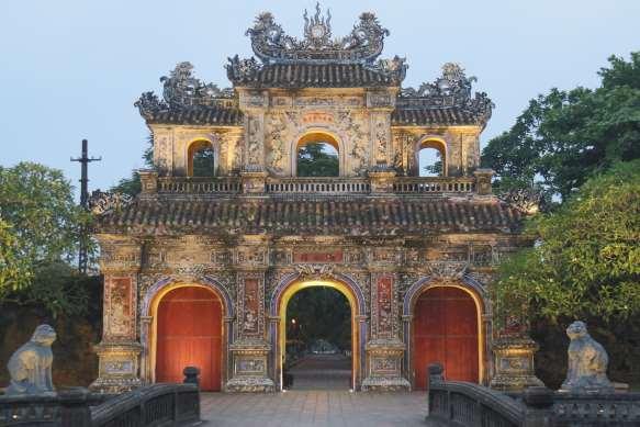 20-daagse vtbkultuur-trip Vietnam Maandag 25 maart tot zaterdag 13 april 2019 Land van prachtige landschappen, oude pagodes en versierde