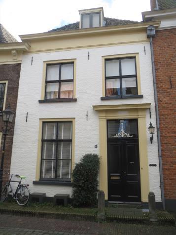 Oorspronkelijke functie : woning Huidige functie : woonhuis Inventarisatie/beschrijving Datum beschrijving :