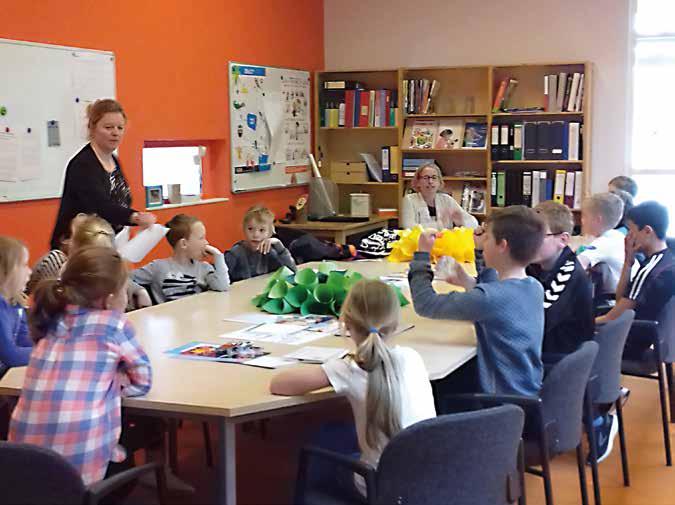 DIEREN NIEUWS VOOR NIEUWS NR 3 OBS De Tandem Zuidbroek Tekeningen 2 Interview Chanita 3 Foto's groep 1 5 Dierenquiz 7