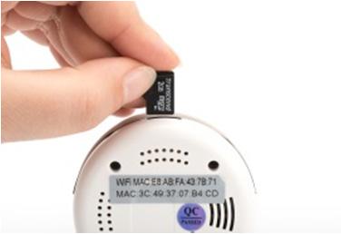 6. MicroSD-kaart installeren De ednet Smart Home cameragateway kan worden uitgerust met een