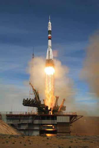 [Roscosmos] 2003 dat een Soyuz gelanceerd wordt met slechts twee ruimtevaarders.