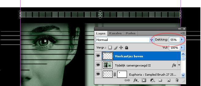 MENU : Bewerken > Vrije transformatie (Ctrl+T) en rek uit tot op de breedte van de laag Tijdelijk samengevoegd II (Maak eventueel gebruik van hulplijnen) Druk ENTER om te bevestigen Zet de dekking