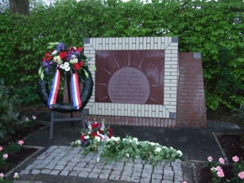 Dodenherdenking Woensdag 4 mei is de jaarlijkse dodenherdenking in Harkema. De twee basisscholen van het dorp hebben het monument bij de begraafplaats geadopteerd.