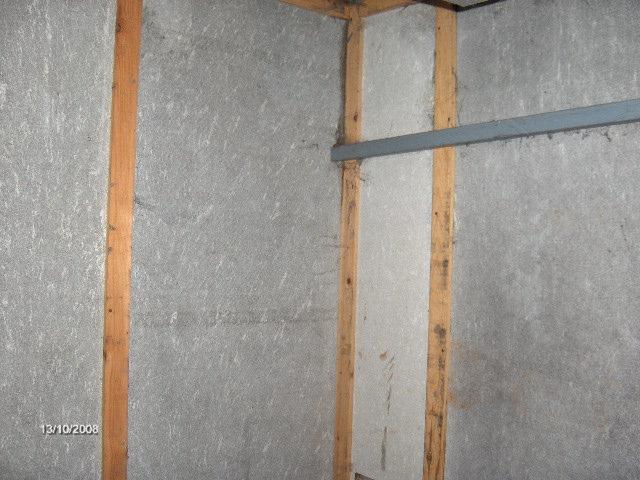 beglazingskit van de kas is de Risicoklasse indeling 2 van toepassing (het betreft hier het verwijderen van er het verwijderen van licht tot matig verweerd asbest dat met niet meer dan incidentele
