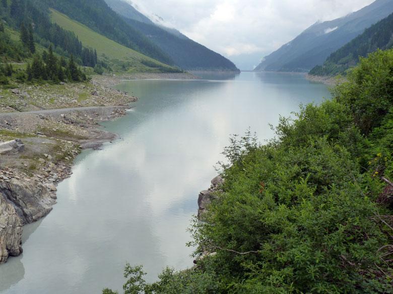 Het Kaunertal is te bereiken vanuit het Oberinntal via Prutz en Feichten, of, en dat was onze route, vanuit het Pitztal via Wenns over de Piller Höhe.