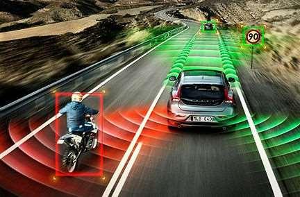 De zelfrijdende auto heeft sensoren die zien communiceren en analyseren met de omgeving auto. Door die sensoren in de auto zorgt hij voor een goede afstand, de weg wordt efficiënter gebruikt.