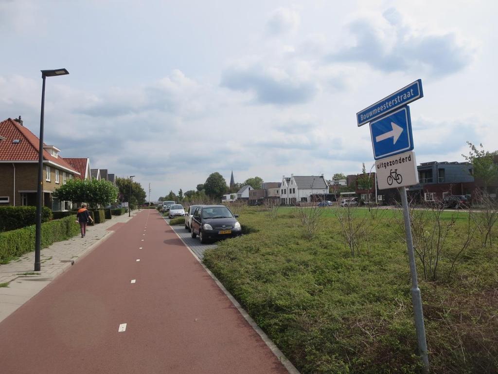 Fietssnelweg F35 Bouwmeesterstraat. De F35 is hier een fietsstraat geworden.