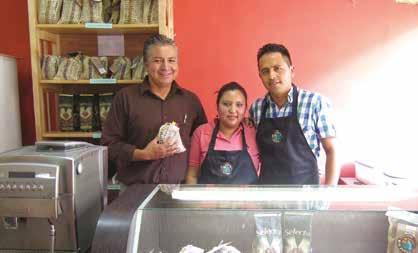 24 Ondernemers voor Ondernemers Duurzame koffieteelt in Ecuador Koffieteelt optimaliseren In de Intag-vallei bedreigt de klimaatopwarming de kwaliteit van de koffie en daarmee ook het inkomen van de