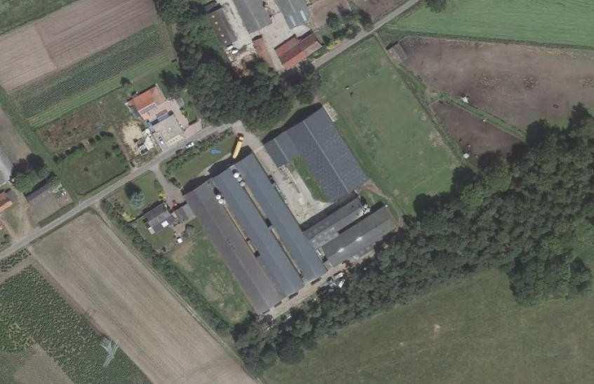 17 mei 2016 2. Planbeschrijving 2.1. Huidige situatie Op de locatie Zandstraat 3 in Kelpen-Oler bevindt zich het pluimveebedrijf van Nies Onroerend Goed B.V.