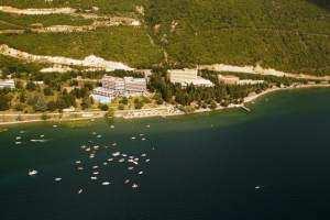 Verlengingsweek Hotel Bellevue **** - Ohrid Algemeen: Hotel Bellevue is een comfortabel en sfeervol hotel dat gebouwd is in moderne stijl met uitzicht over het Meer van Ohrid.