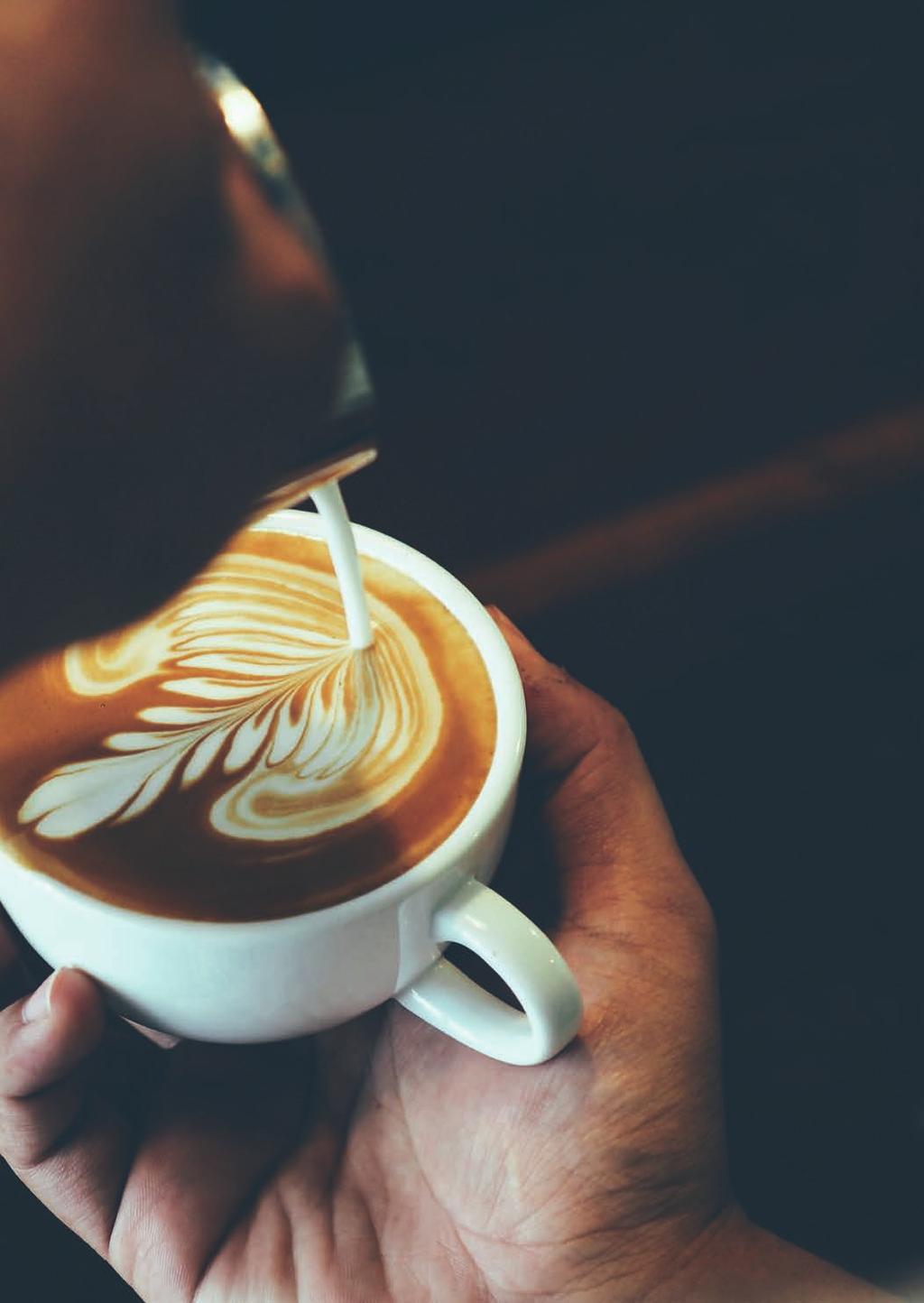 7 Koffie bevat ook belangrijke voedingsstoffen Wist je dat koffie, naast veel cafeïne,