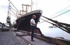 Zij die de zee bevoeren deel 15 Een reis als elektricien 19 Februari 1982 kwam er een brief dat ik op 4 maart moest aanmonsteren in Hamburg op ms. Nedlloyd Alkmaar, een voormalig KNSM schip.