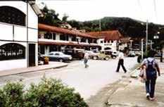 Hier door de kapitein en het agentschap. We gingen naar Colonia Tovar. Colonia Tovar (English: Tovar Colony) is a town of Venezuela, capital of the municipality Tovar in Aragua state.