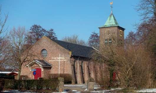 9.3. Nederlands Hervormde Kerk De N.H. kerk behoort tot de karakteristieke gebouwen in het dorp. Het complex is alzijdig, groen ingebed en ligt aan een van de hoofdwegen van het dorp.
