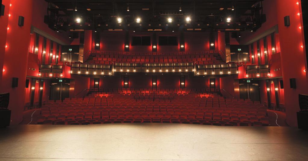 Alle voorstellingen worden gespeeld in de grote zaal van Schouwburg De Meerse in Hoofddorp. De zaal heeft een capaciteit van 526 zitplaatsen. Het theater is gevestigd in Het Cultuurgebouw.