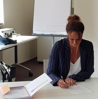 Master Leadership Vorig jaar juli heeft Margreet haar opleiding Master Leadership aan de Hanzehogeschool in Groningen al succesvol afgerond met haar scriptie Gedeeld leiderschap in het basisonderwijs.