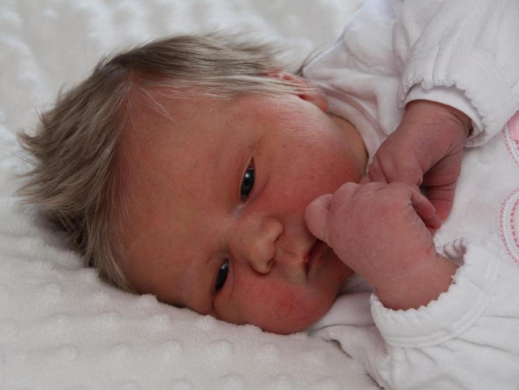 Noor Marieke Eissens, geboren op 11 december 2015, dochter van Rutger en