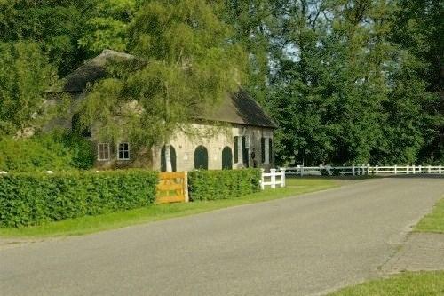 30-17.30 Deze dag gaan we aan boord van de Zilvermeeuw, die ons de mooie stukjes van de Biesbosch laat zien.