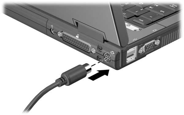 Multimedia S-video-uitgang gebruiken U sluit als volgt een videoapparaat aan op de S-video-uitgang: 1. Sluit het ene uiteinde van de S-videokabel aan op de S-video-uitgang van de notebookcomputer. 2.