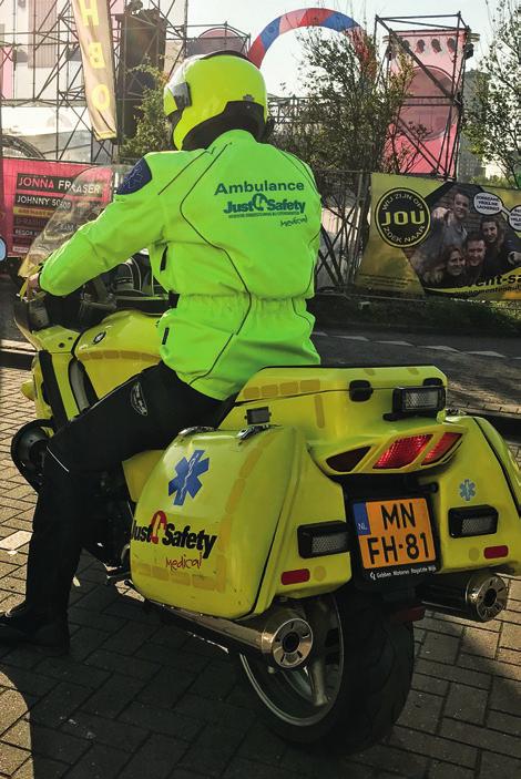 EVENEMENTEN BEVEILIGING Elke opdrachtgever die een evenement organiseert is gebaat bij een soepele organisatie waarbij het plezier en de veiligheid van gasten en bezoekers voorop staat.