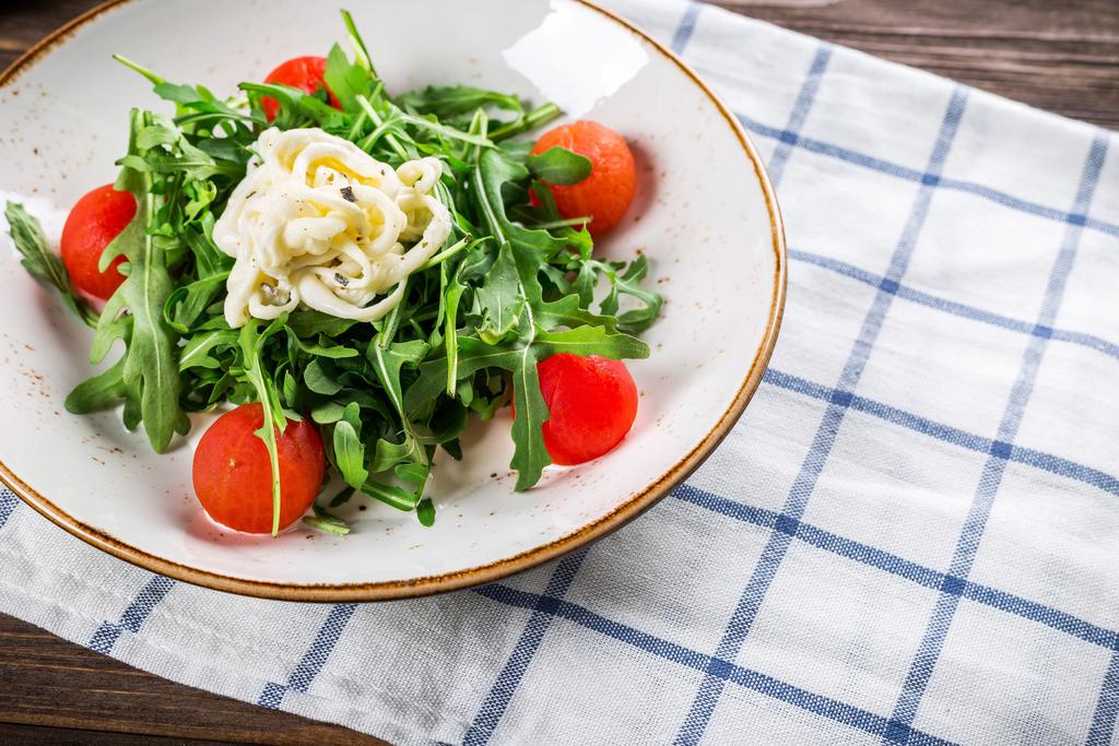 Graag helpen wij u met het organiseren van uw lunch. Neem voor een offerte op maat vrijblijvend contact met ons op via de email of telefoon. OPT