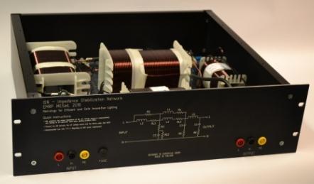 Op het gebied van elektrische meetmethodes is een definitieve versie van een ISN (Impedance Stabilisation Network) (zie figuur 2c) opgeleverd.