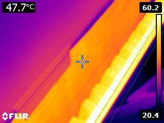 De radiator heeft een redelijk mooie gelijkmatige warmteafgifte richting de ruimte.