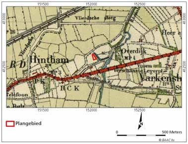 Figuur 2.8 Ligging van het plangebied op een uitsnede van een kaart uit het begin van de 20e eeuw (Topotijdreis 2018, kaart 1928). In 1965 wordt in het plangebied een loods gebouwd (figuur 2.9).