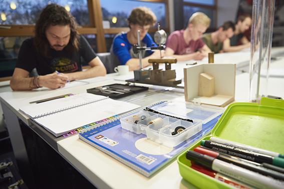 Na de start van de training en een kennismaking met de deelnemers beperken we de uitleg van elke module tot hooguit twintig minuten.