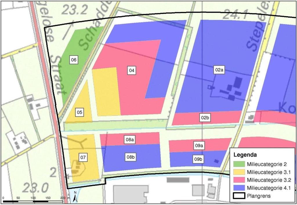 Akoestisch onderzoek bestemmingsplan Stepelerveld Haaksbergen HOOFDSTUK Optimalisatie kavels Omdat bij twee woningen de geluidsbelasting hoger is dan 50 db(a), is onderzocht met welke indeling van de