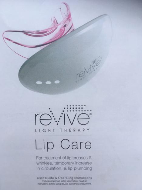 WELKOM Welkom bij Revive Light Therapy LipCare, lichttherapie systeem voor het behandelen van lipplooien en -rimpels, tijdelijke toename in