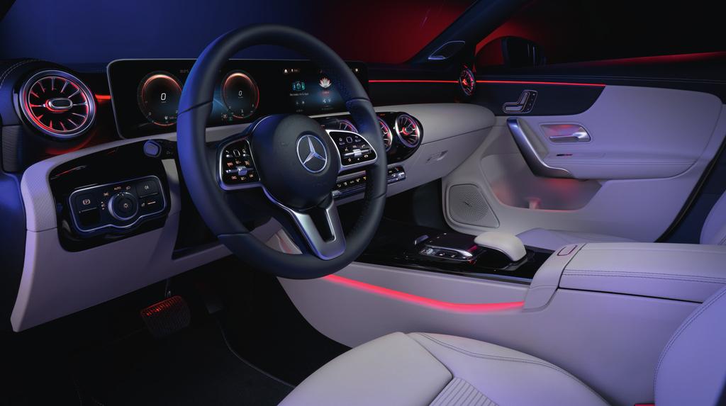 CLA Coupé voordeelpakketten. One fit for everyone. Ga de weg op met een voordeelpakket aan extra veiligheids- en comfortuitrustingen van Mercedes-Benz.